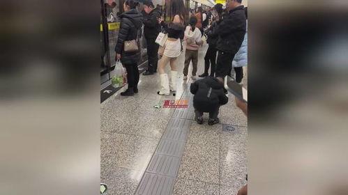 弯腰小子,探寻弯道超车的成长智慧